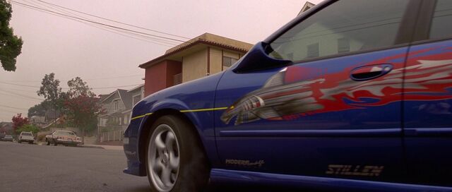 File:Vince's Maxima - Side View.jpg