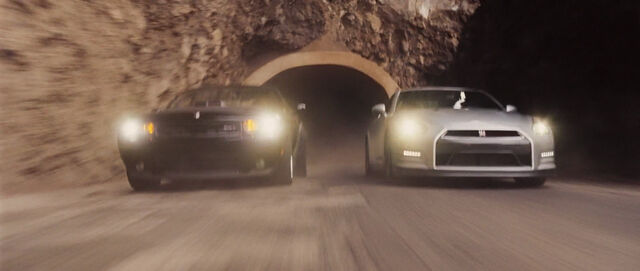 File:2011 Nissan GT-R R35-06.jpg