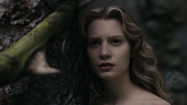 File:AliceInWonderland-2671.jpg