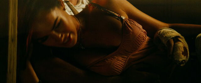 File:Transformers-revenge-movie-screencaps.com-11451.jpg