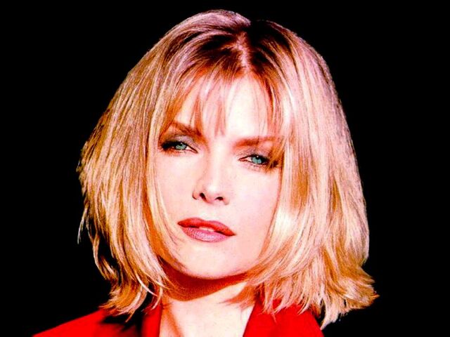 File:Michelle-Pfeiffer-michelle-pfeiffer-215538 1024 768.jpg