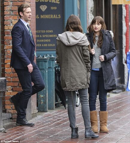 File:Fifty-shades-darker-set-photo-74.jpg