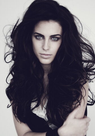 File:Jessica-lowndes-leila-williams.jpg