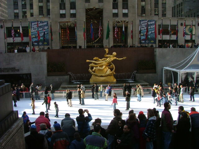 File:Rockefeller-ice.jpg