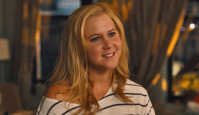 File:AmySchumer Trainwreck.jpg