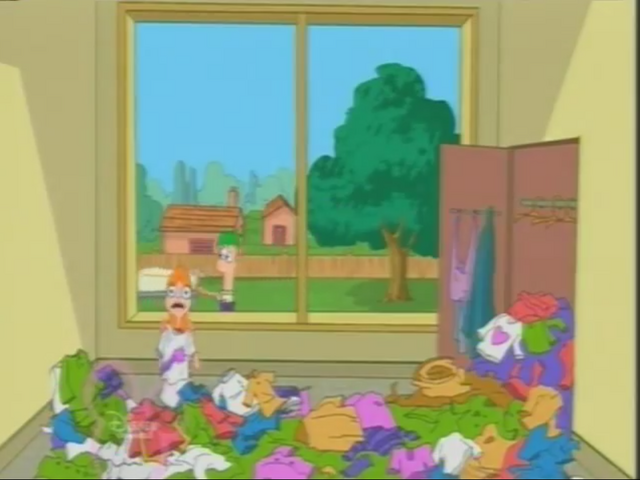 Plik:Bałagan w pokoju fretki.png