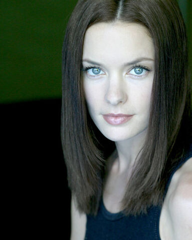File:Gina Holden02.jpg