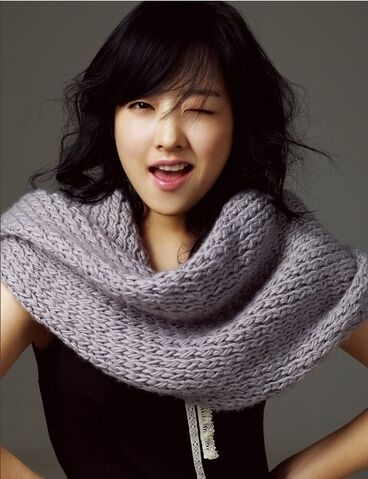File:(Izumi Choi) Park Bo Young 15122.jpg