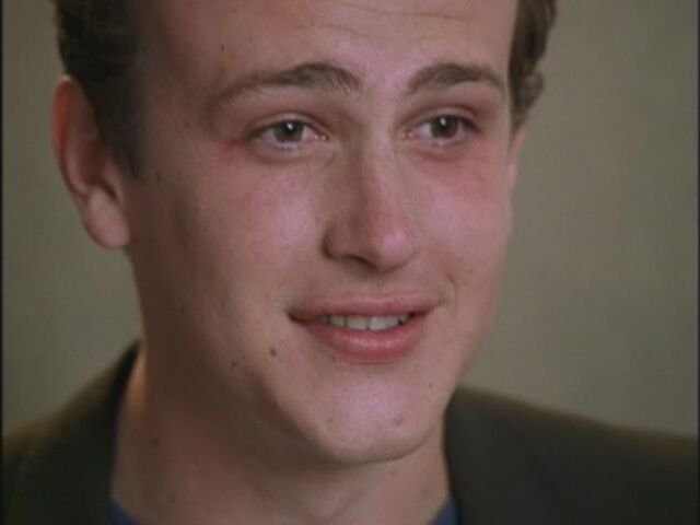 File:Opening-Credits-Jason-Segel-freaks-and-geeks-17545270-800-600.jpg