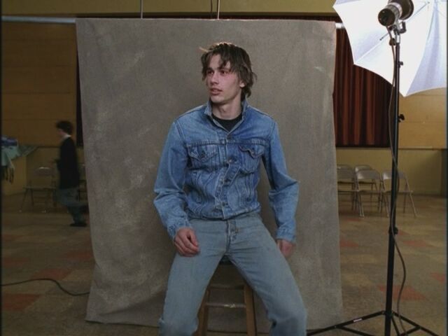File:Opening-Credits-James-Franco-freaks-and-geeks-17545157-800-600.jpg