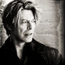 Male DavidBowie3