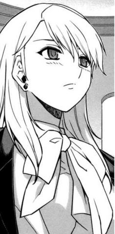 File:Holly Rose.png