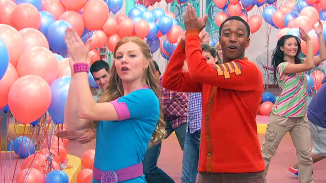File:Balloon Buddy.jpg