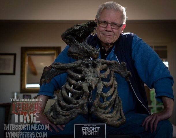 File:Tom Holland and the Jerry Dandrige Skeleton 2.jpg