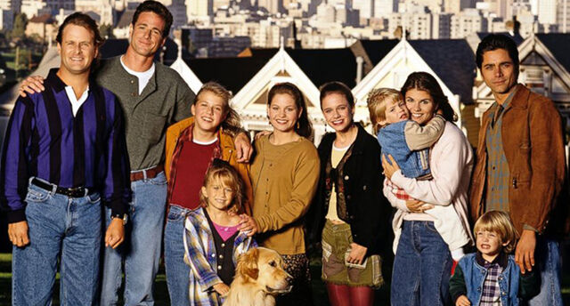 File:S8 cast slider.jpg