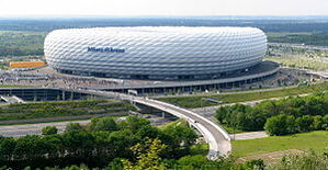 300px-Allianz Arena Pahu