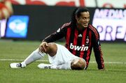 Ronaldinho-gaucho-milan.jpg