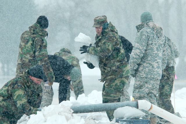 File:SoldiersInFairbanks.jpg