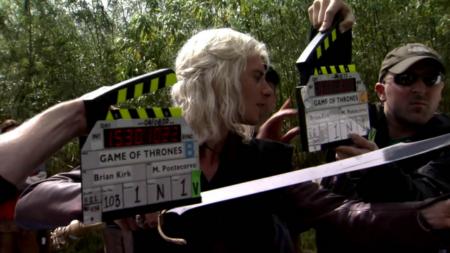 Datei:103LordSchneeBehindTheScenesViserys2.png