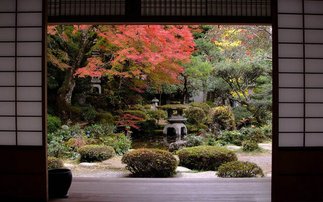 File:Traditional-Japanese-Garden.jpg
