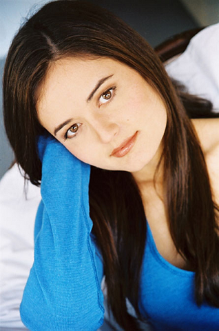 File:Danica McKellar Profile.png