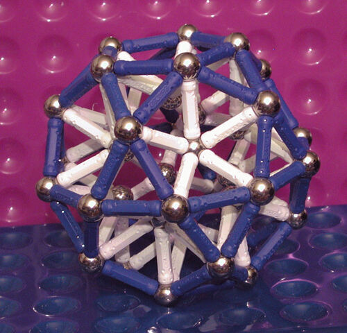 File:Icosidodecahedron (rod support) - R .jpg