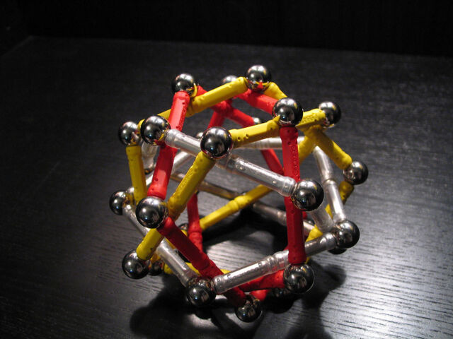 File:Six intersecting pentagons.jpg