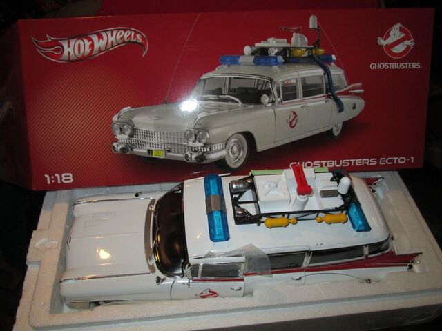 File:Hot Wheels Ecto1 1-18 Scale Heritage06.jpg