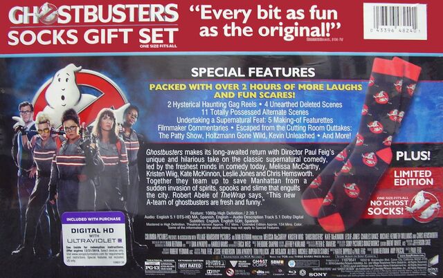 File:GhostbustersAnswerTheCallWalmartSocksGiftSet04.jpg