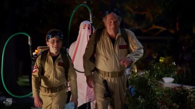 File:Goldbergs Who Telephone3.jpg