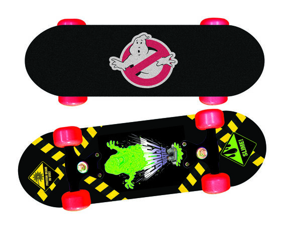File:PromoImageGhostbustersSatchelSkateboardByHGrossmanLtdSc01.jpg