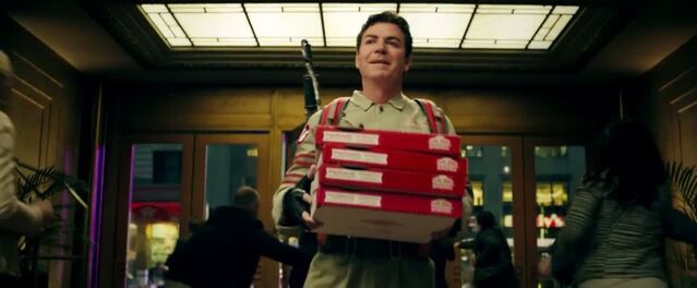 File:PapaJohnsGB2016TVSpot09.jpg