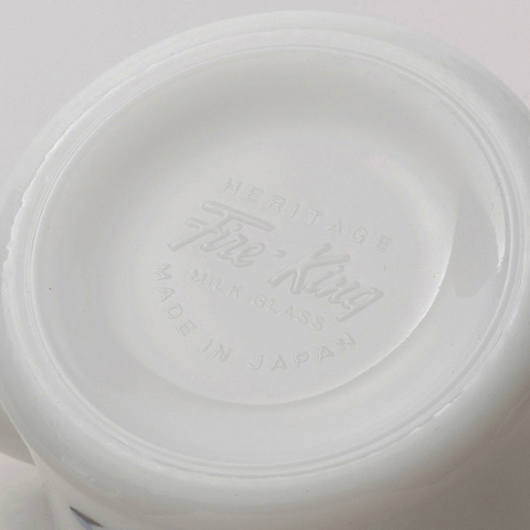 File:ItsTheStayPuftMarshmallowManMilkMugByFireKingV2Sc04.png