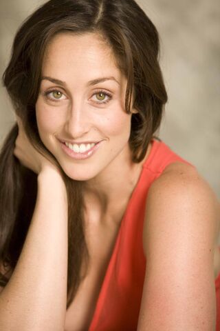 File:Catherine Reitman.jpg