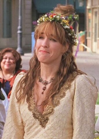 File:Liz.jpeg