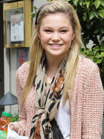 File:Olivia Lunch.png