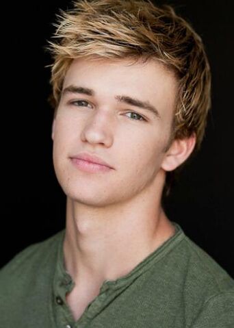 File:Niko Alexander.jpg
