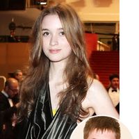 File:Amber Schuester.jpg