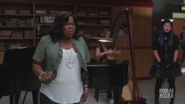 File:Glee203 200.jpg