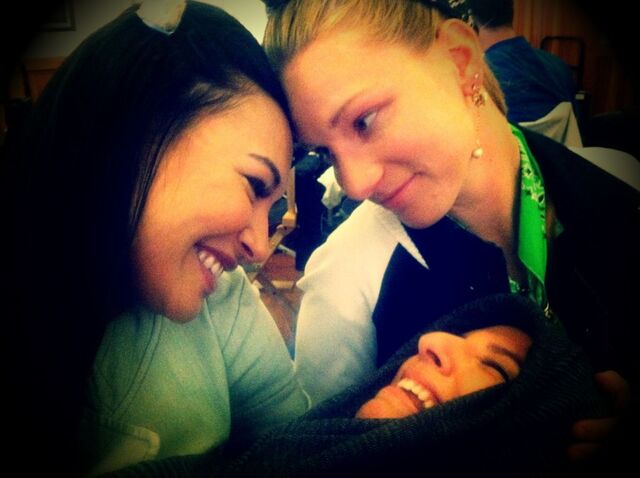 File:Brittana-with-their-baby-Sugar-glee-30927388-1024-765.jpg