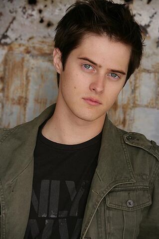File:Lucas Grabeel.jpg