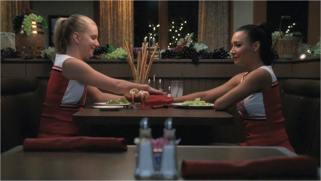 File:Brittany&SantanaS03E04.png