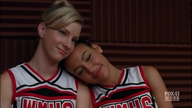 File:Brittanyandsantanahugging-1-.png