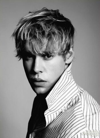 File:Chord-s-Pic-chord-overstreet-17716859-878-1206.jpg