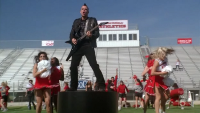 File:PuckSchoolsOut25.png