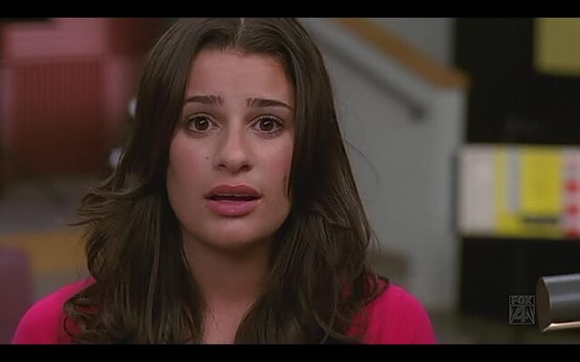 File:Glee2 rachel1.jpg