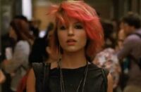 Quinn-pink-hair-glee-1-