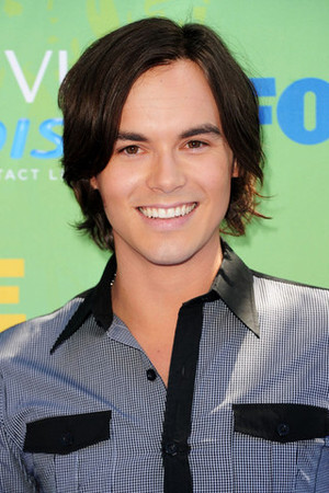 File:Tyler Blackburn.jpg