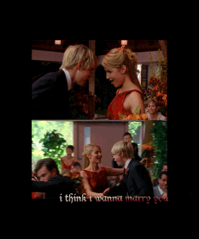 File:Tumblr lcdjy9ng061qa19s3o1 500.gif