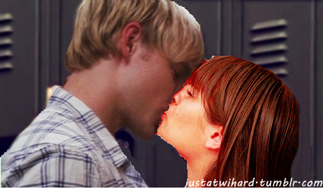 File:SamchelKissManip.png